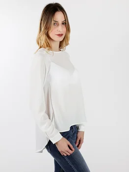 

Asymmetrical blouse