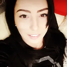P*** 