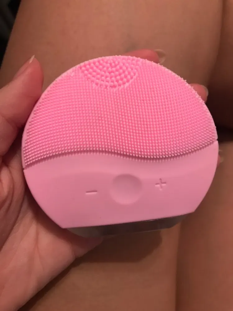 Facial Cleansing Brush Electrical Ultrasonic photo review