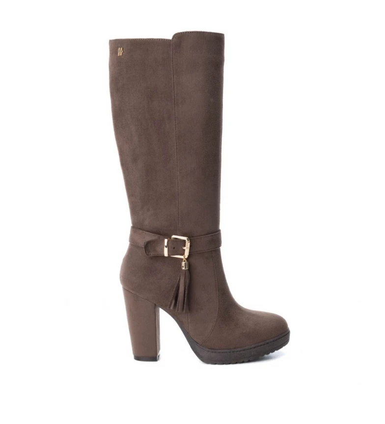 boots medium heel