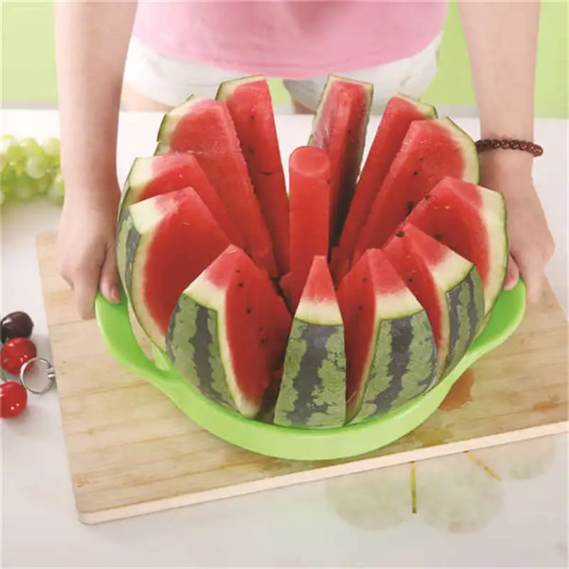 

Kitchen Practical Tools Creative Watermelon Slicer Melon Cutter Knife 410 stainless steel Fruit Cutting Slicer White and Green
