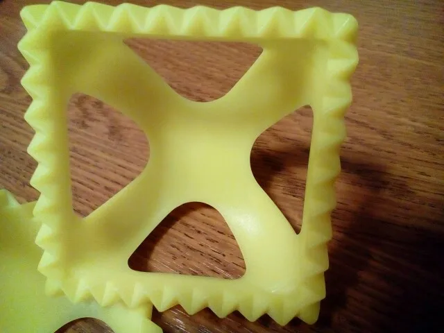 Пельменница и форма для вареников