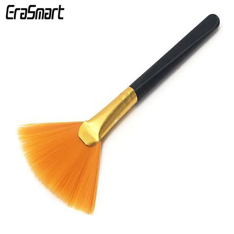 

Multi-purpose Soft Dust Cleaning Brush Cleaner Fan Shape Clean Tools