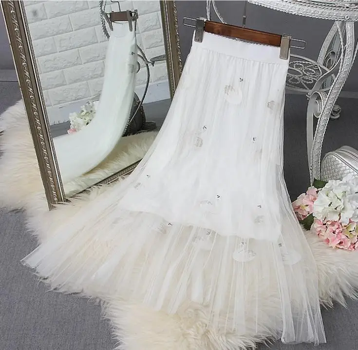 swan white