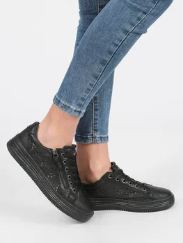 

Black flat bottom sport shoes side zipper