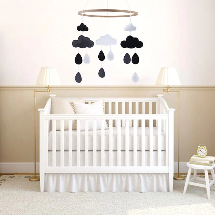 monochrome cot mobile
