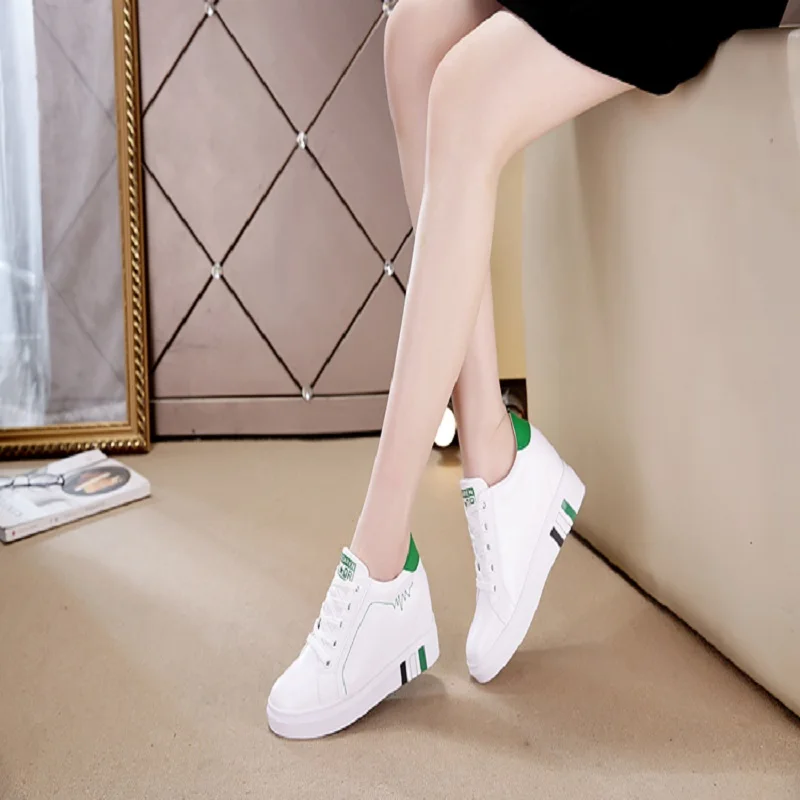 

2018 spring and autumn new fashion women's shoes wild simple lightweight comfortable platform casual flat shoes