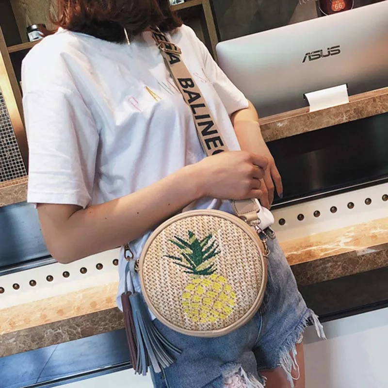 Women Travel Tassel Straw Bag INS Popular Summer Female Handbag Casual Lady Circle Shoulder Bag Pineapple Weave Crossbody SS3231 (6)