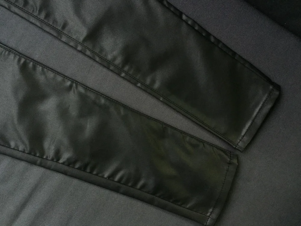 Кожа джинсы для женщин середины талии имитация покрытием из искусственной кожи узкие брюки карандаш Байкер Девушка молния брюки в полоску Push Up Pantalon Femme