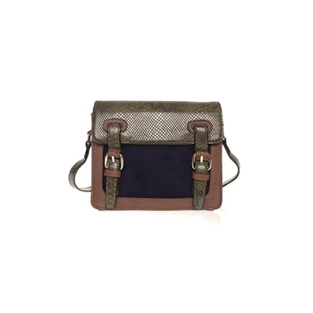 

Bolso solapa en simil piel de serpiente by VencaStyle