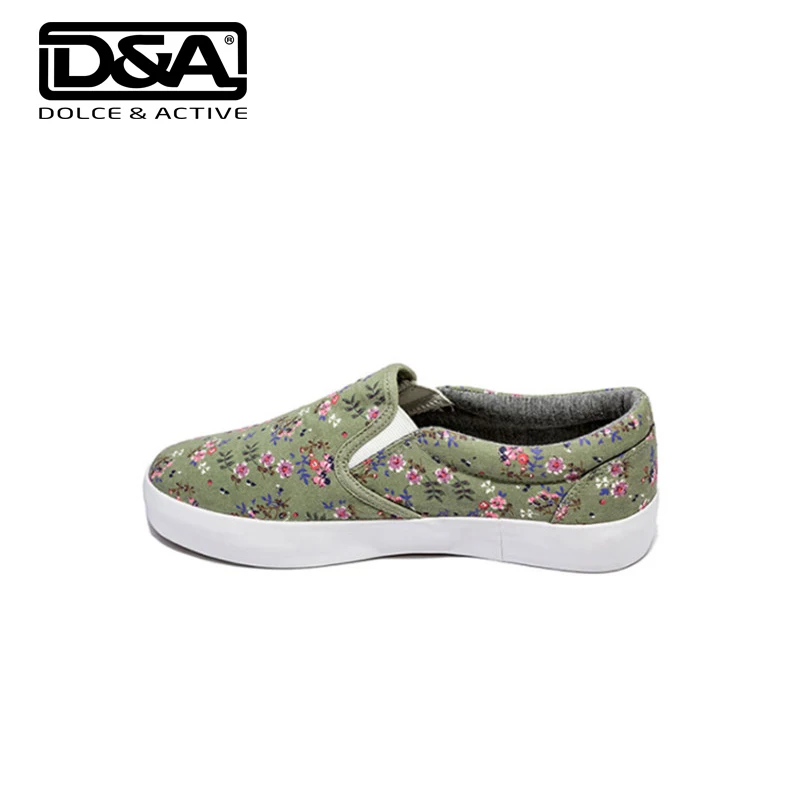 D&A Women Comfortable Skateboarding Shoes Classic Sneakers Bottom Soft Shoes For WomenUL1702