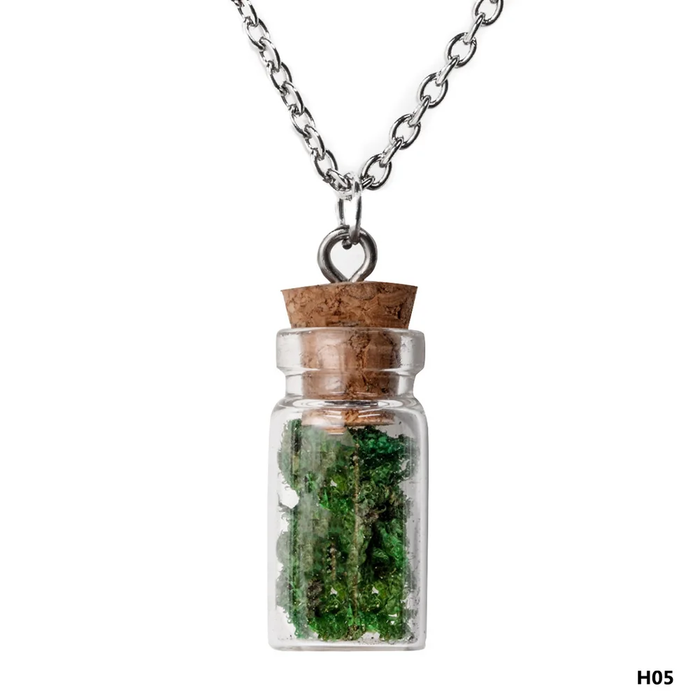 

New Necklace Women Charm Jewelry Green Wood Ball Pendant Fashion Accessories Choker Statement Necklaces For Gifts