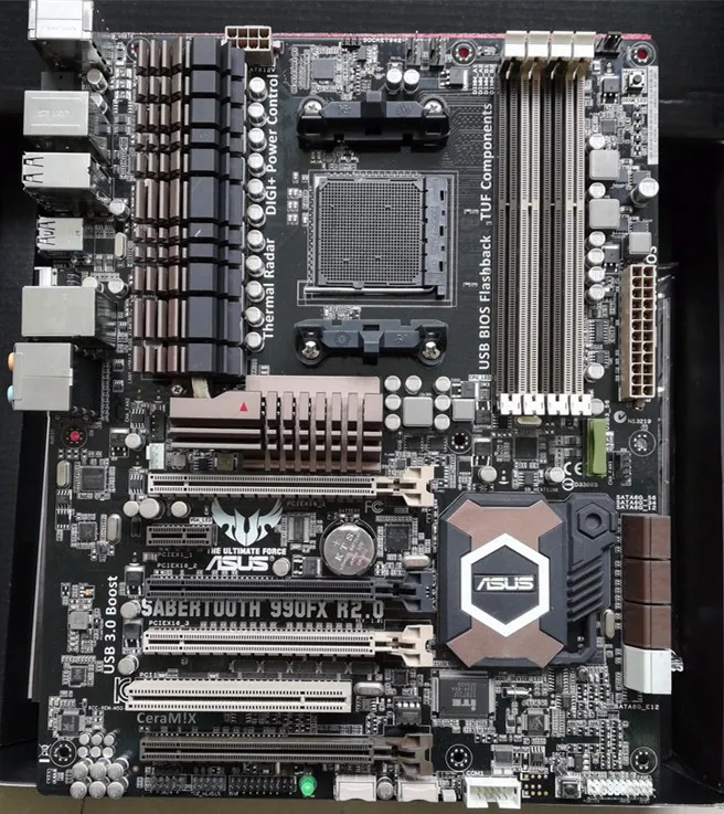 Разъем AM3 + для ASUS SABERTOOTH 990FX R2.0 оригинальная б/у настольная плата AMD материнская DDR3