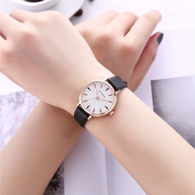 NEW Women's watches brand luxury fashion ladies watch Leather Band Analog Quartz Round Wrist Watch clock relogio feminino Y31 (3)