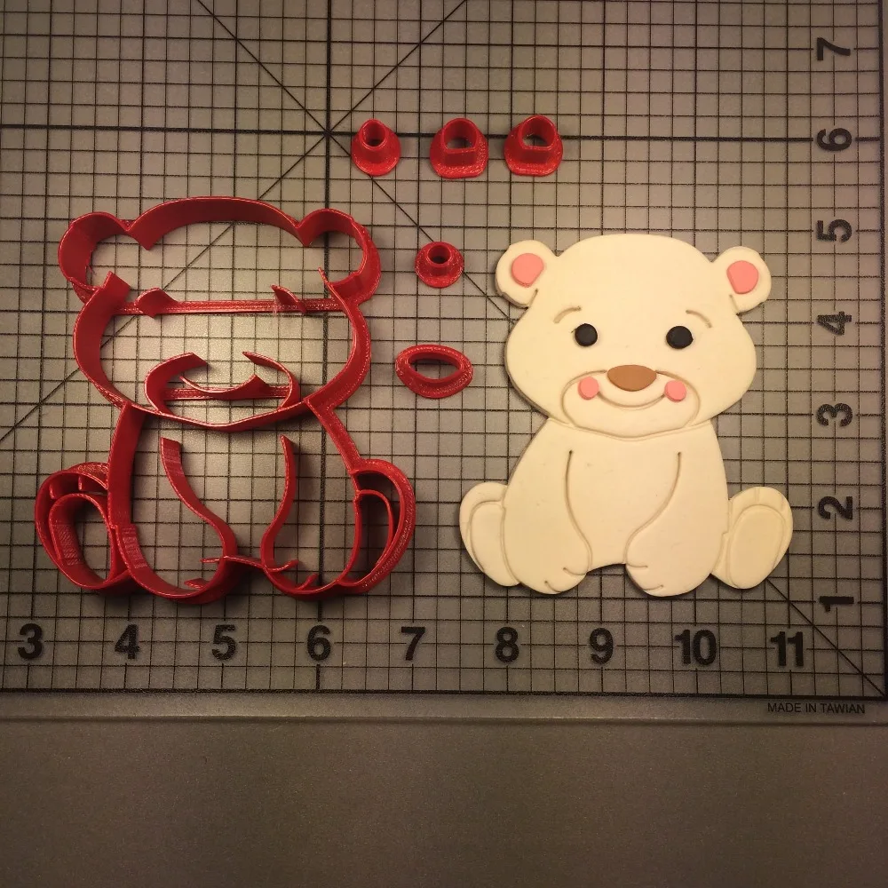 Polar-Bear-100-Cookie-Cutter-Set