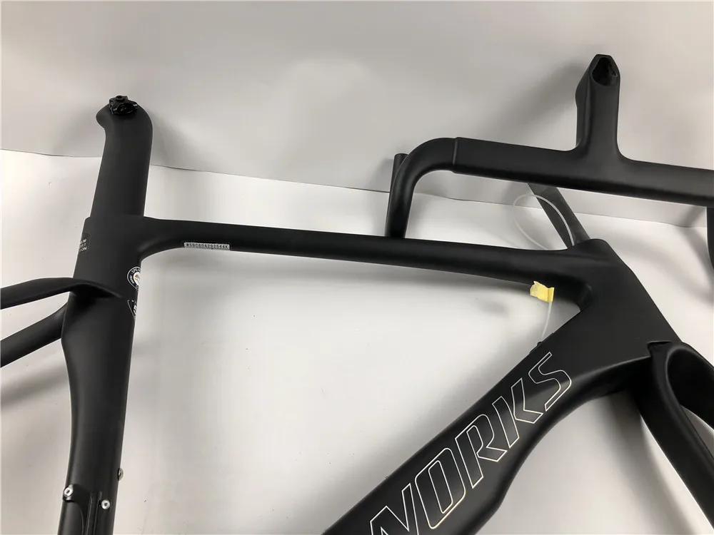 

New arrival full carbon Thru Axle disc brake road bicycle bike frame700C mechanical di2 support UPS shipping No taxes