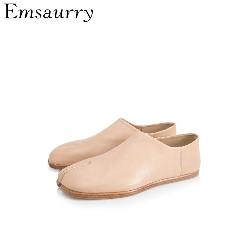 

Individual Split Toe Casual Shoes Side Zipper Solid Yellow Silver Concise Flat Lazyman Shoes Woman