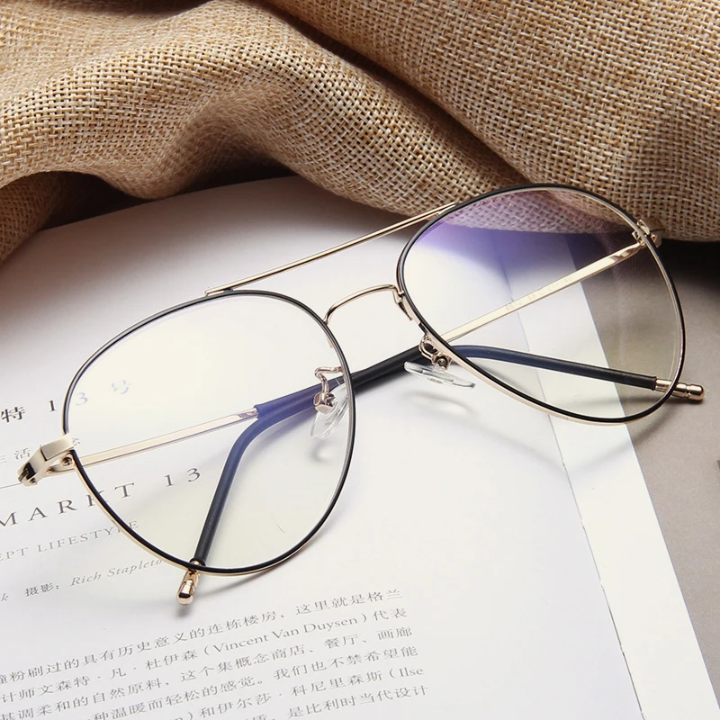 

Hot classic big frame glasses frame fashion metal double beam glasses frame trend men and women decorative flat mirror.