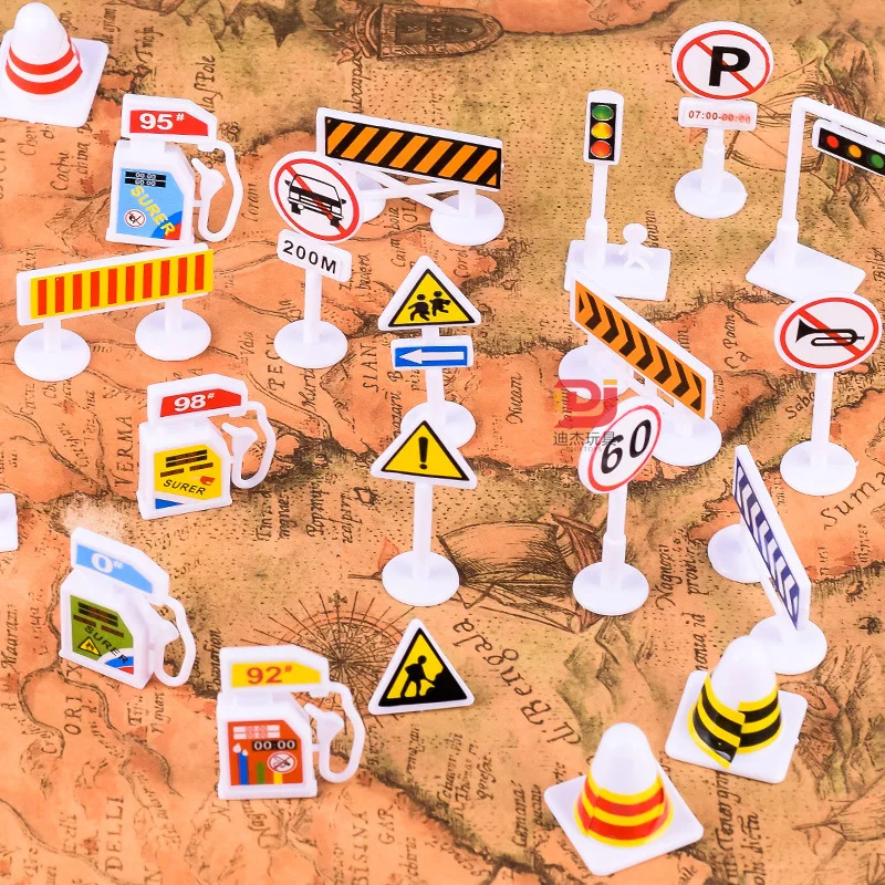 6Pcs-Set-Plastic-Traffic-Street-Lamp-Fire-Road-Signal-Roadblock-Road-Sign-Simulation-Model-Education-Toy