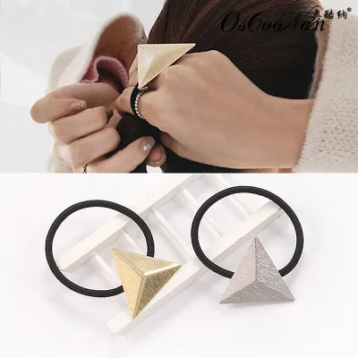 3398938042_203495624.400x400