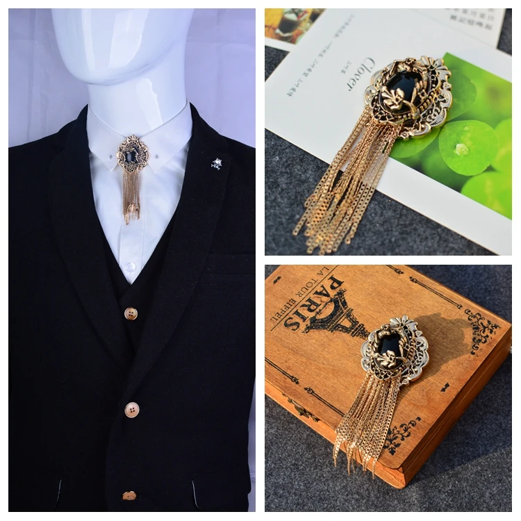 

Personality tide man suit crown brooch Korea retro shield horse badge boutonniere host small pin buckle accessories