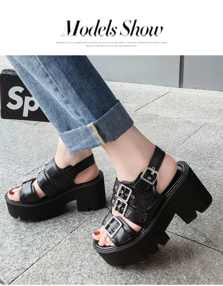 fashion buckle women
