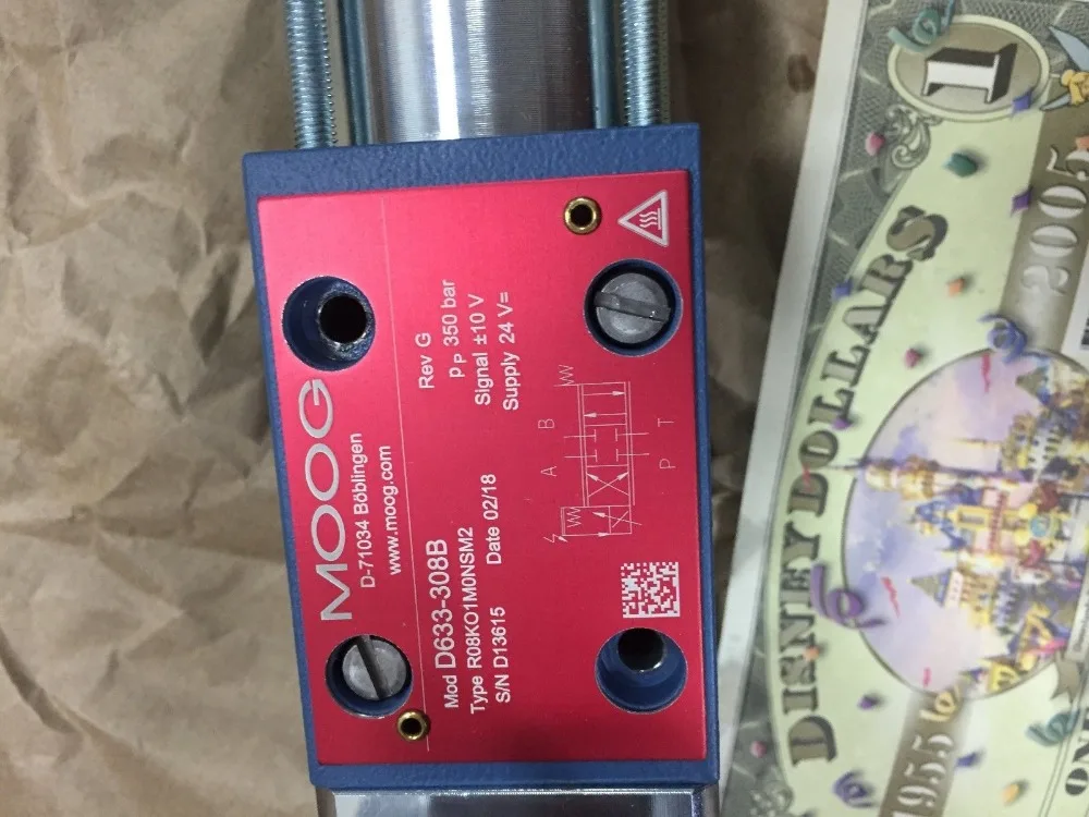 MOOG D633 308B R08K01MONSM2 Новый пропорциональный сервоклапан 1 шт.|Клапан| |