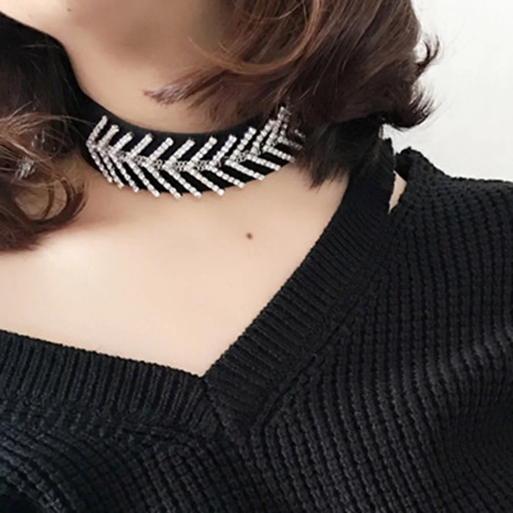 Plain Black Velvet Choker Necklace Gothic Vintage Wide Ribbon