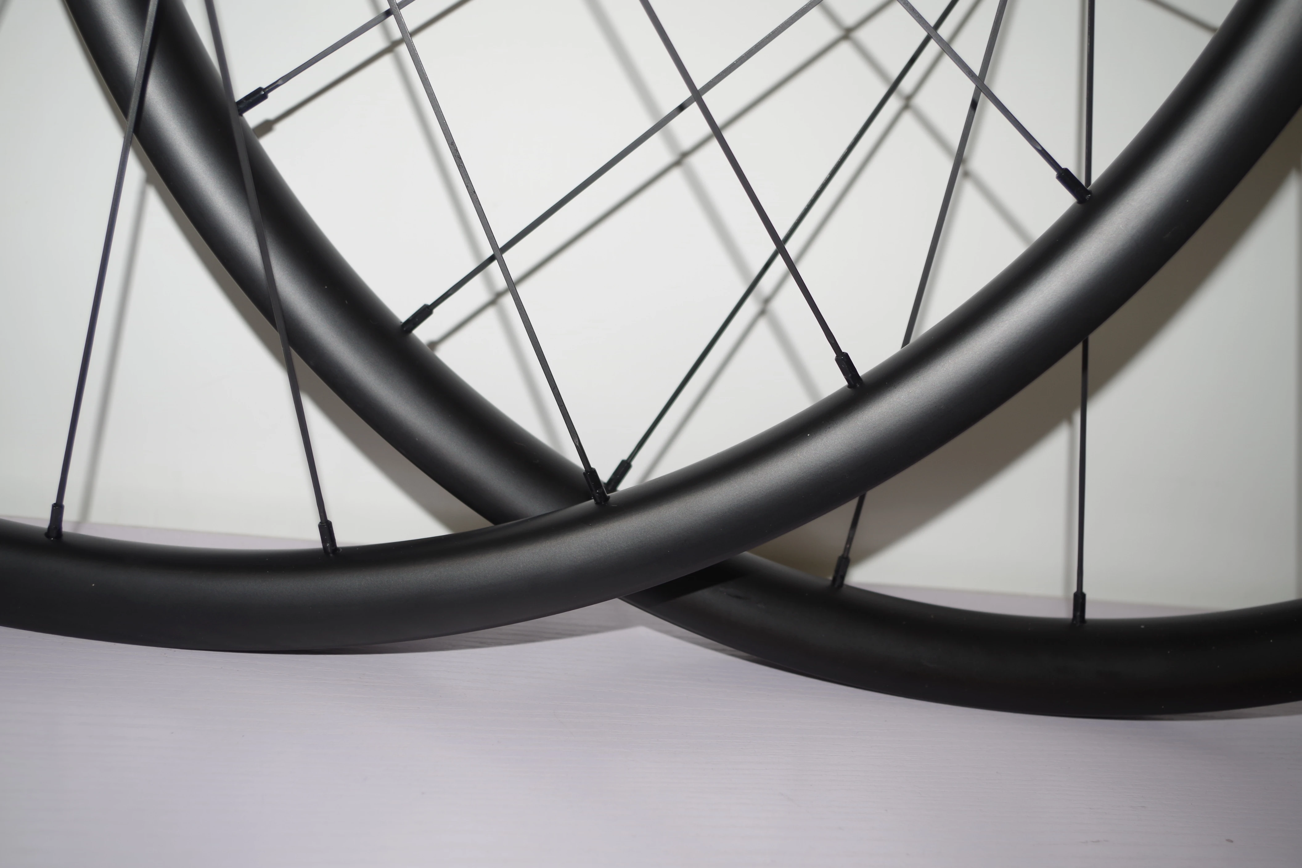 1135g 29er MTB XC 22 мм x 30 ассиметричные бескамерные фотоколеса 24H 28H Novatec D411SB D412SB 6 болтов