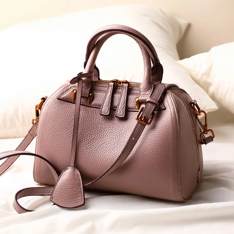 

2019 New style high quality genuine leather Fashion brand GUROVI handbags Crossbody bags free shipping