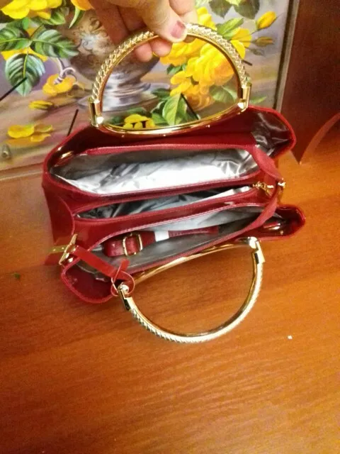 2019 Fashion Casual Personality Patent Leather Bride Handbag Women's Shoulder Bag Messenger Bag  WH075 photo review