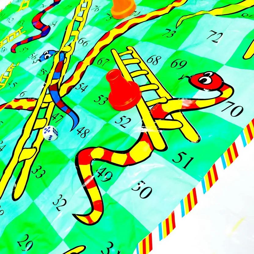 Giant snakes & Ladders mat game -    75g