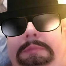 A***v