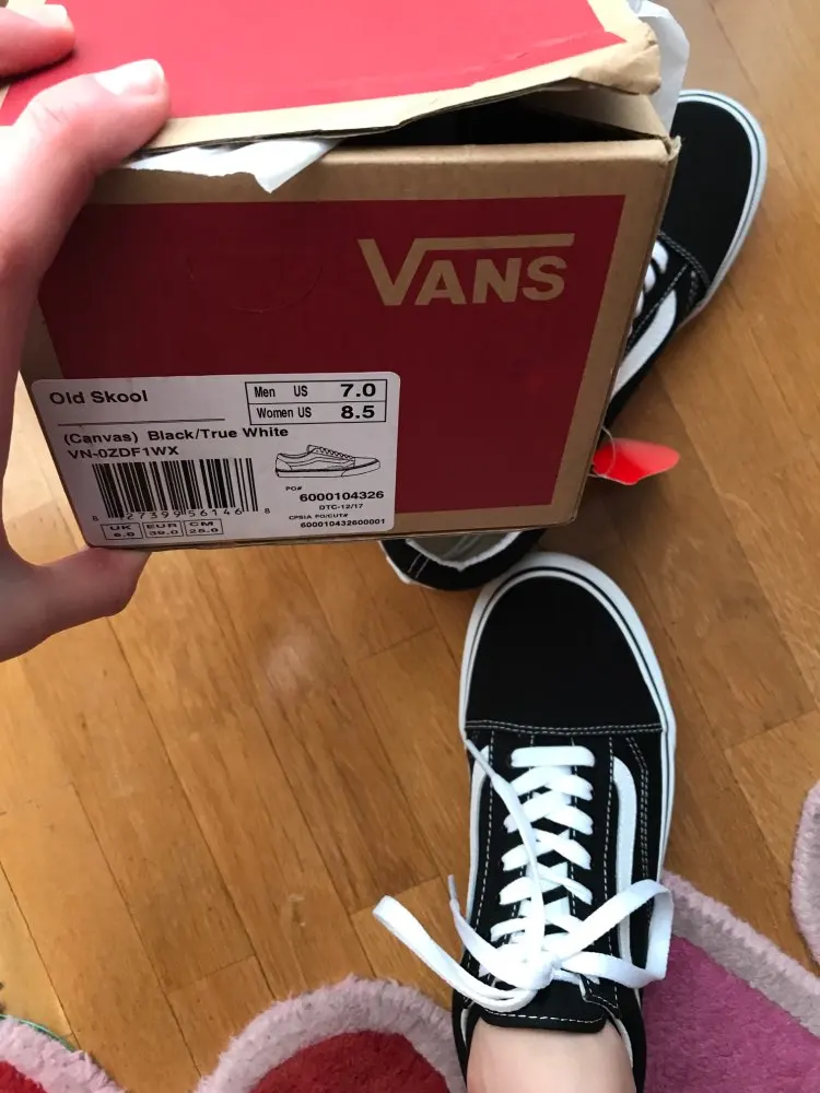 fake old skool vans vs real