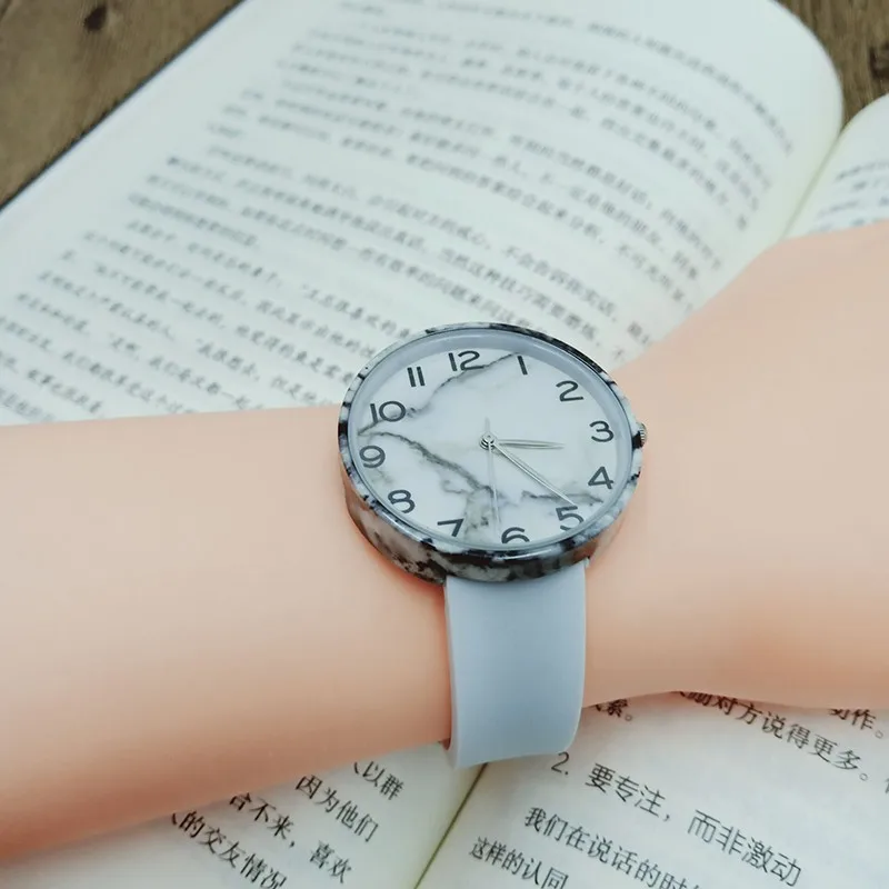 

New Marble Student Quartz Watches Ladies Bracelet Watches Girls Fashion Waterproof Imitation Jade Watch Women Zegarek Damski