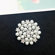 

Fashion Wedding Rhinestone Brooch Jewelry Vintage Imitation Pearl Brooches for Women Collar Tips Hajib Lapel Pins Jewelry