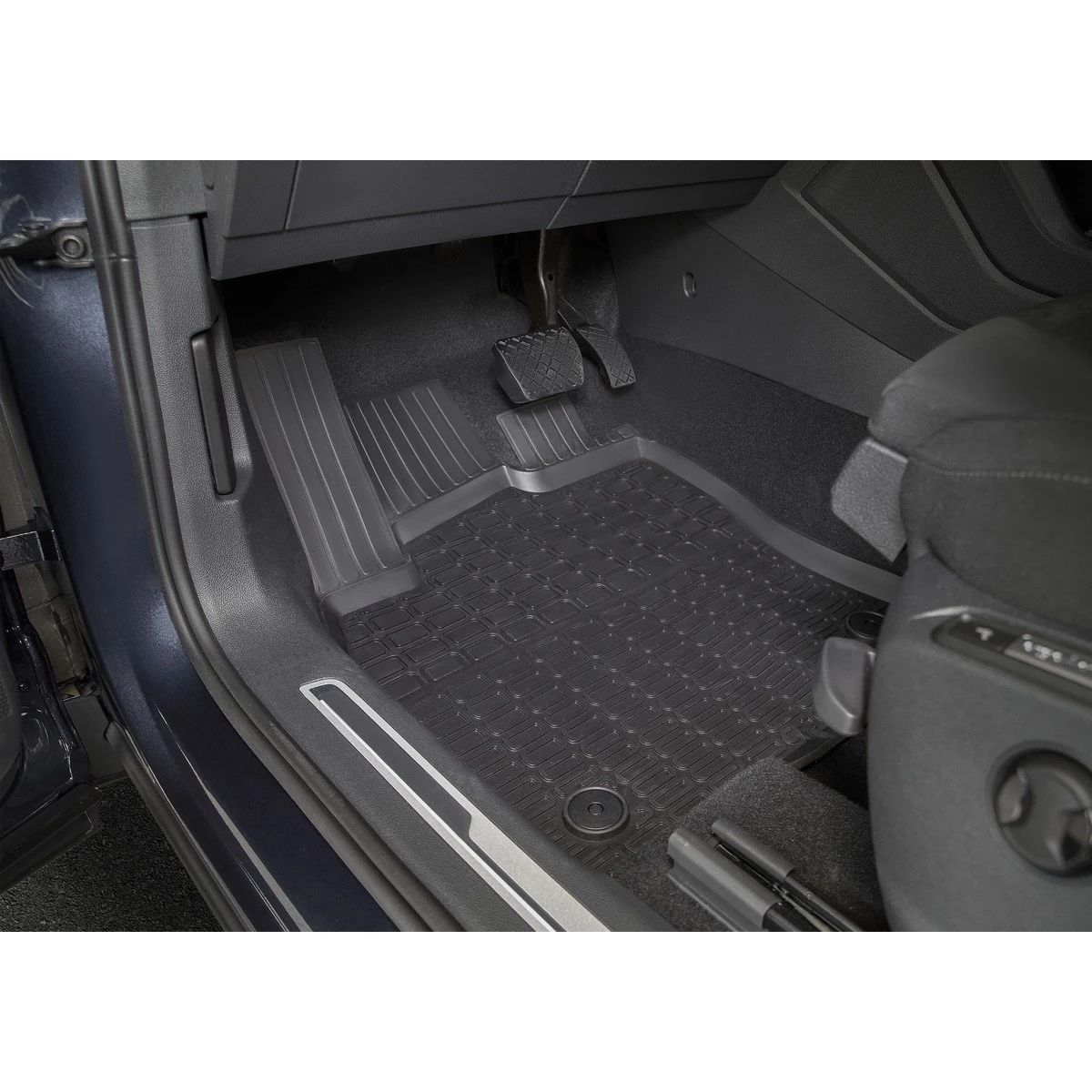 Коврики для салона Rival 15805006 для Volkswagen Tiguan (2017-н.в., с крепежом, с перемычкой, полиуретан, 5 шт.)