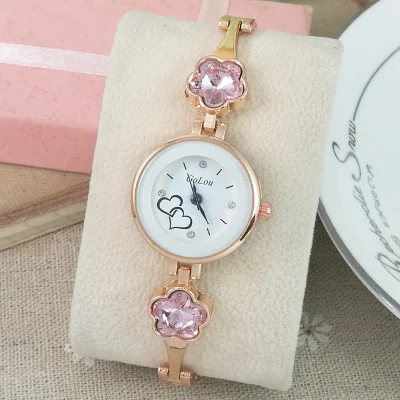 

Korean middle school female watch Korean version of the trend line fashion large and luxurious