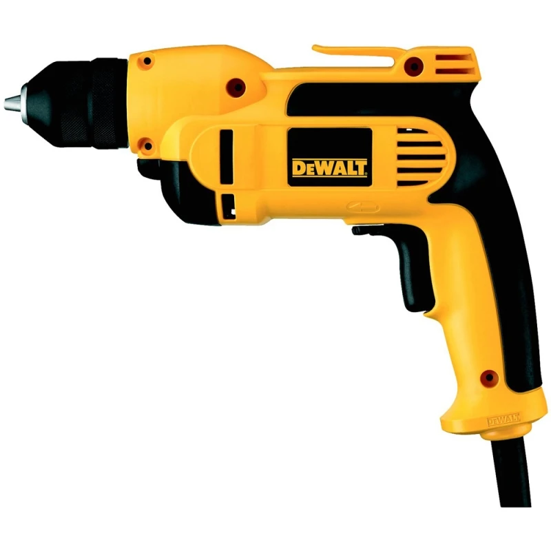 Дрель электрическая DeWalt DWD112S (Мощность 701 Вт,  быстрозажимной патрон, реверс)