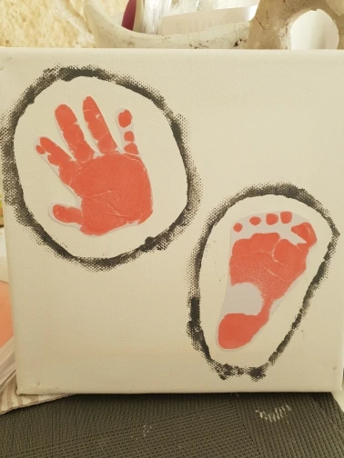 תמונה למזכרת של טביעת כף היד והרגל - קלי קלות - המומלצים