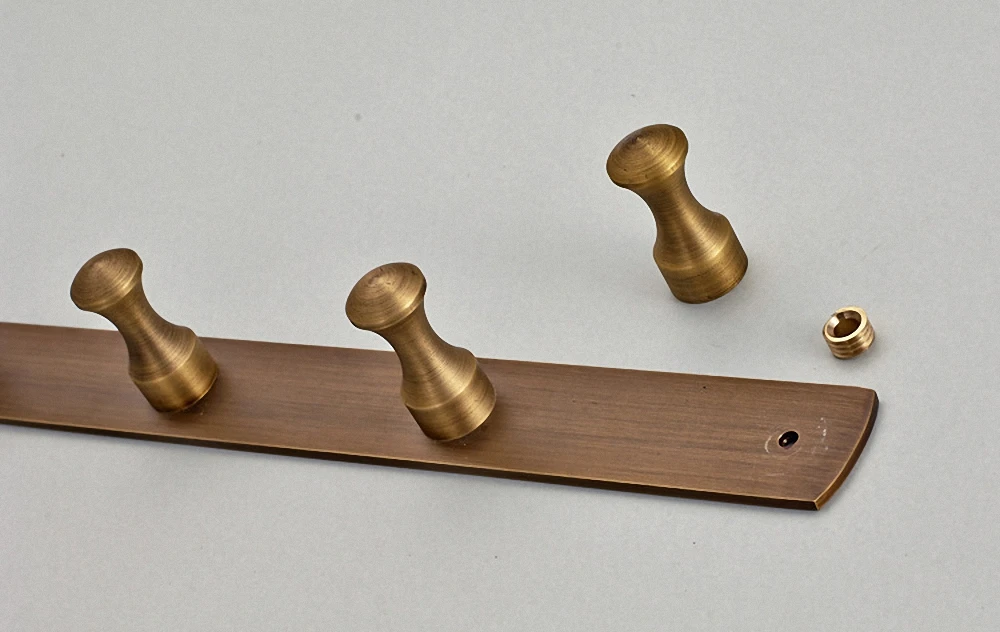 bathroom accessories antique