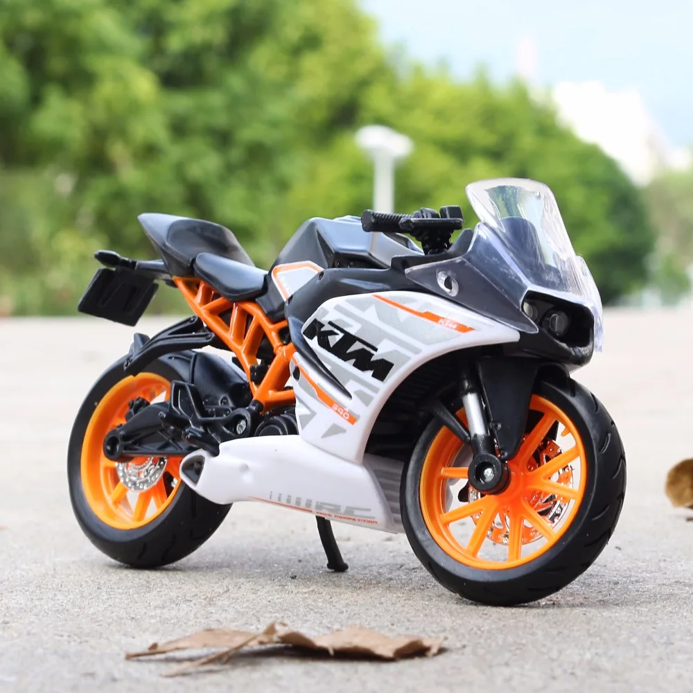 Skala KTM RC 390 Motor Balap Mobil 