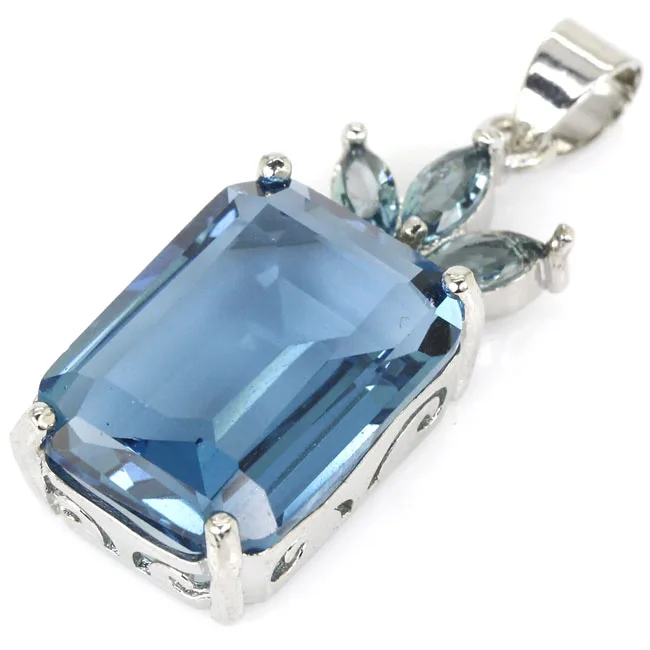 

SheCrown Top AAA+ Rectangle 18x13mm London Blue Topaz Gift For Sister Silver Pendant 32x13mm