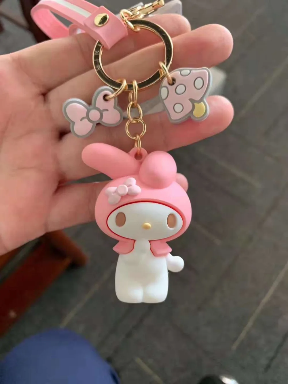 

2019 new DS4!!! keroppi hello kitty melody PVC Keychain Phone Rope Strap Charm Cords Lariat Clip Lanyards Toys Doll figure
