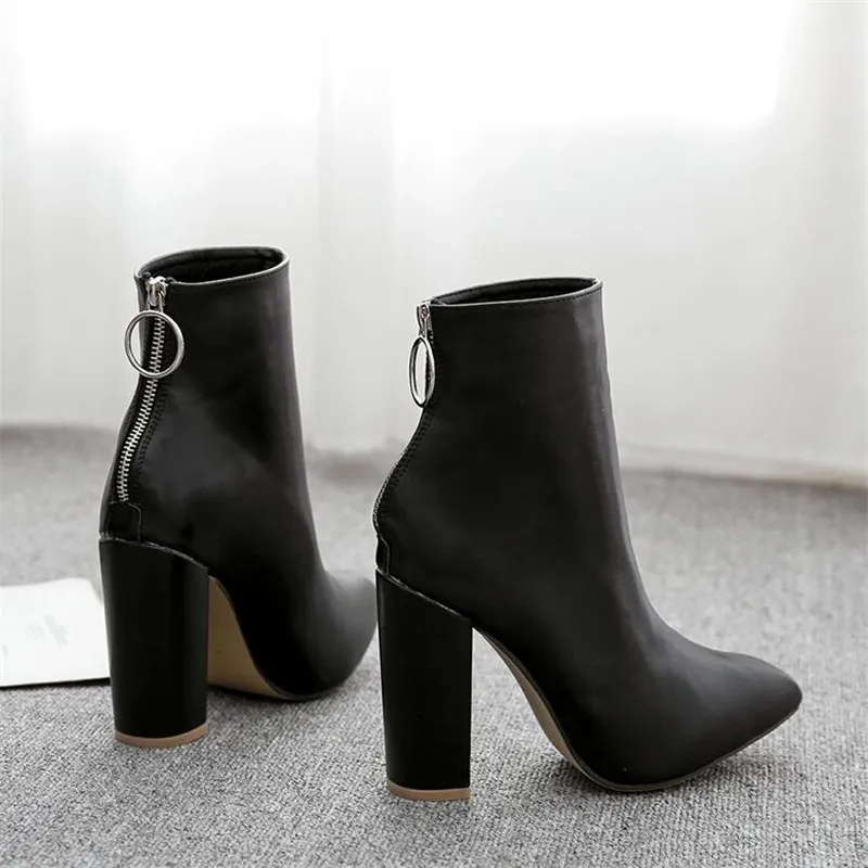 BAYUXSHUO/Новинка; женские ботильоны в римском стиле; ботинки на высоком квадратном каблуке; Модный фирменный дизайн; женская обувь для вечеринок; цвет белый, черный