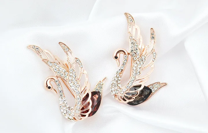 swan brooches 4