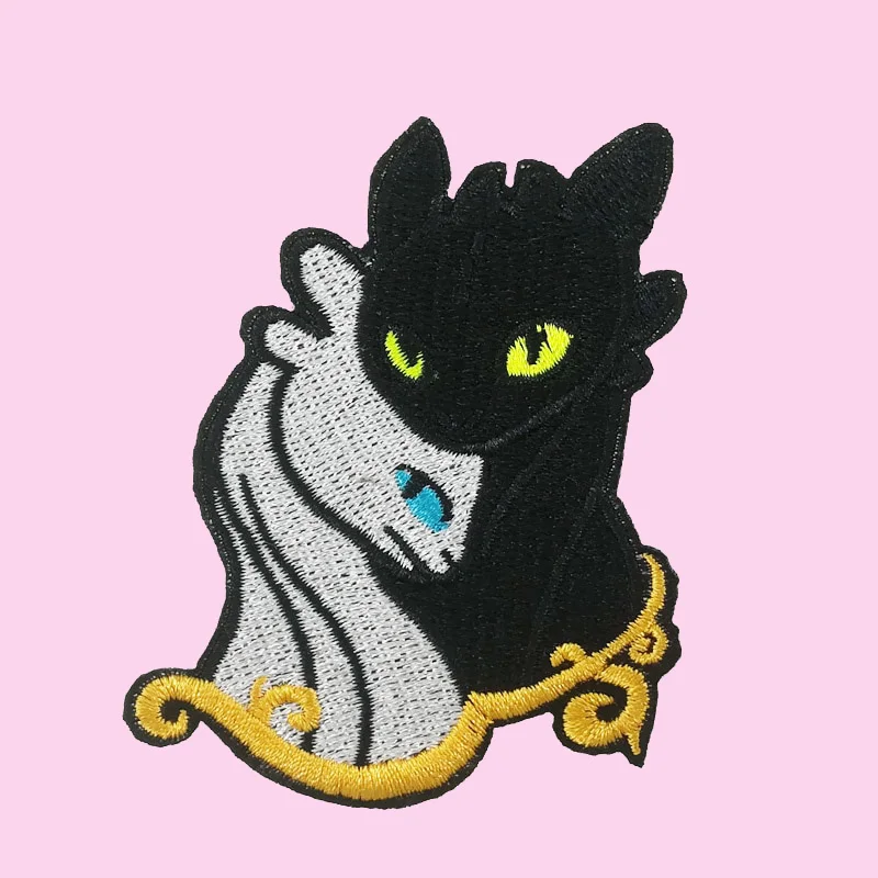 

Toothless and light fury baby figure how to train your drag patch EMBROIDERED IRON On Patches for clothing children day's gift
