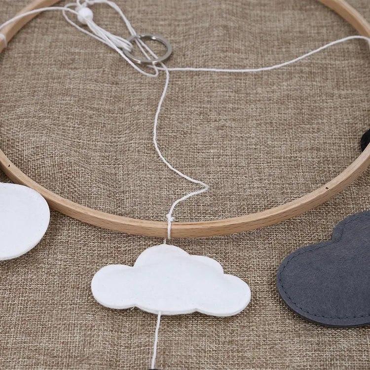 monochrome cot mobile