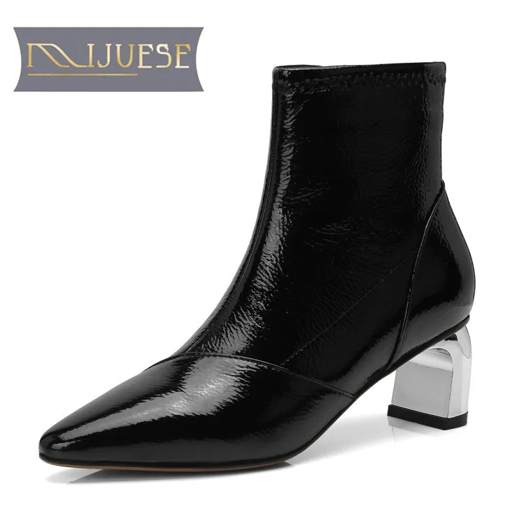 

MLJUESE 2019 women ankle boots cow leather zippers black color pointed toe boots winter short plush ankle boots party dress