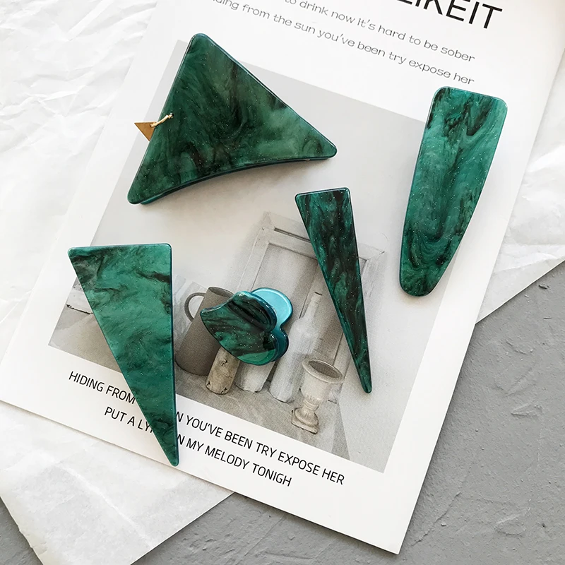 

Vintage Emerald Series Geometrical Triangle Hairpins And Grasp Clip Woman Personality Temperament Hair Clip Hair Accessories